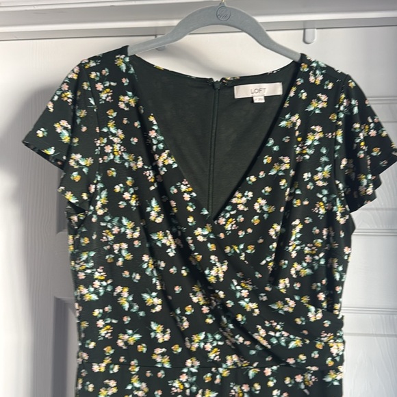 Green floral dress - Picture 2 of 5